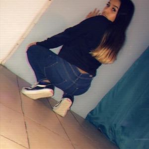 Meet your Posher, Anahi